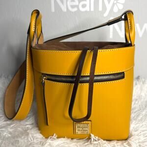 DOONEY & BOURKE Yellow Beacon Drawstring Shoulder Bag Purse